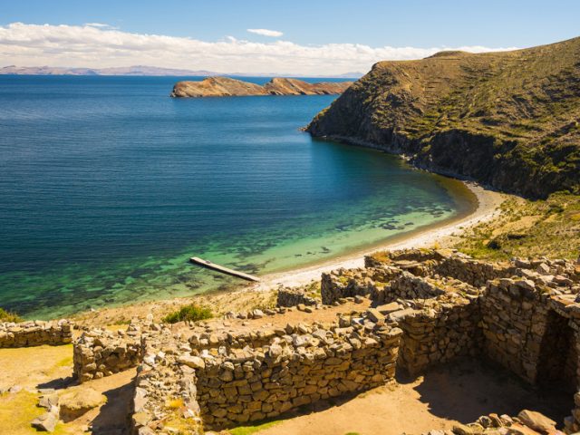 Travel info for Lake Titicaca in Peru and Bolivia